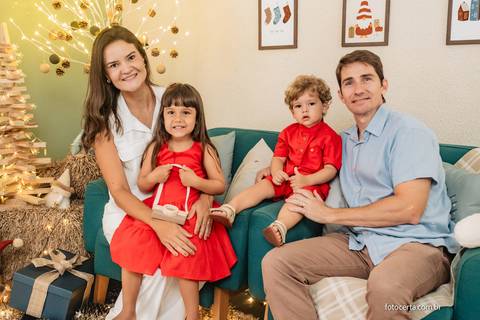 Fotógrafo em Vitória, Vila Velha, Casamento, Ensaio Pré-Casamento, Ensaio Pós-Casamento, Ensaio de Casal, 15 Anos, Debutante, Família, Gestante, Maternidade, Aniversário, Social, Estúdio, Corporativo, Marca Pessoal, Formatura, Escolar '