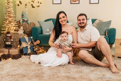 Fotógrafo em Vitória, Vila Velha, Casamento, Ensaio Pré-Casamento, Ensaio Pós-Casamento, Ensaio de Casal, 15 Anos, Debutante, Família, Gestante, Maternidade, Aniversário, Social, Estúdio, Corporativo, Marca Pessoal, Formatura, Escolar '
