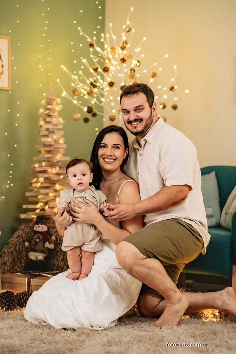 Fotógrafo em Vitória, Vila Velha, Casamento, Ensaio Pré-Casamento, Ensaio Pós-Casamento, Ensaio de Casal, 15 Anos, Debutante, Família, Gestante, Maternidade, Aniversário, Social, Estúdio, Corporativo, Marca Pessoal, Formatura, Escolar '