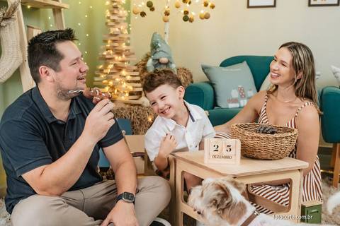 Fotógrafo em Vitória, Vila Velha, Casamento, Ensaio Pré-Casamento, Ensaio Pós-Casamento, Ensaio de Casal, 15 Anos, Debutante, Família, Gestante, Maternidade, Aniversário, Social, Estúdio, Corporativo, Marca Pessoal, Formatura, Escolar '