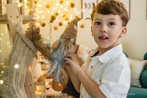 Fotógrafo em Vitória, Vila Velha, Casamento, Ensaio Pré-Casamento, Ensaio Pós-Casamento, Ensaio de Casal, 15 Anos, Debutante, Família, Gestante, Maternidade, Aniversário, Social, Estúdio, Corporativo, Marca Pessoal, Formatura, Escolar '