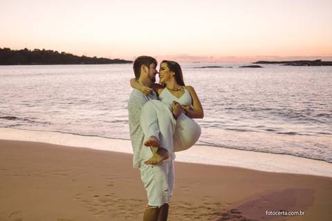 Fotógrafo em Vitória, Vila Velha, Casamento, Ensaio Pré-Casamento, Ensaio Pós-Casamento, Ensaio de Casal, 15 Anos, Debutante, Família, Gestante, Maternidade, Aniversário, Social, Estúdio, Corporativo, Marca Pessoal, Formatura, Escolar '