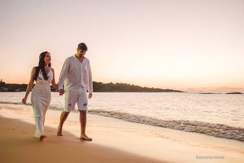 Fotógrafo em Vitória, Vila Velha, Casamento, Ensaio Pré-Casamento, Ensaio Pós-Casamento, Ensaio de Casal, 15 Anos, Debutante, Família, Gestante, Maternidade, Aniversário, Social, Estúdio, Corporativo, Marca Pessoal, Formatura, Escolar '