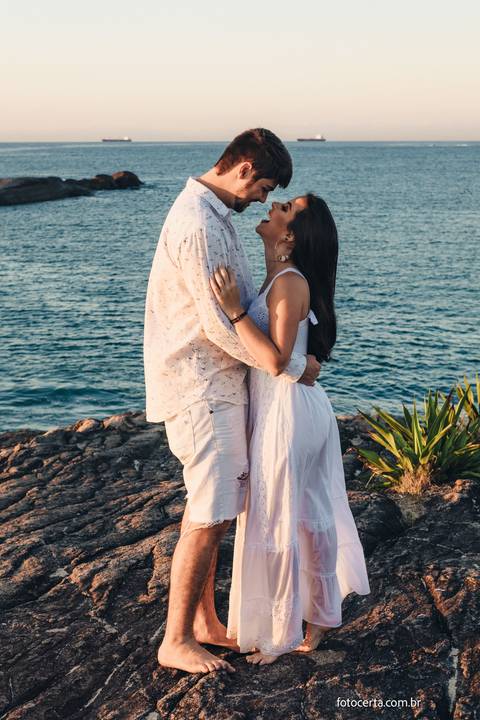 Fotógrafo em Vitória, Vila Velha, Casamento, Ensaio Pré-Casamento, Ensaio Pós-Casamento, Ensaio de Casal, 15 Anos, Debutante, Família, Gestante, Maternidade, Aniversário, Social, Estúdio, Corporativo, Marca Pessoal, Formatura, Escolar '