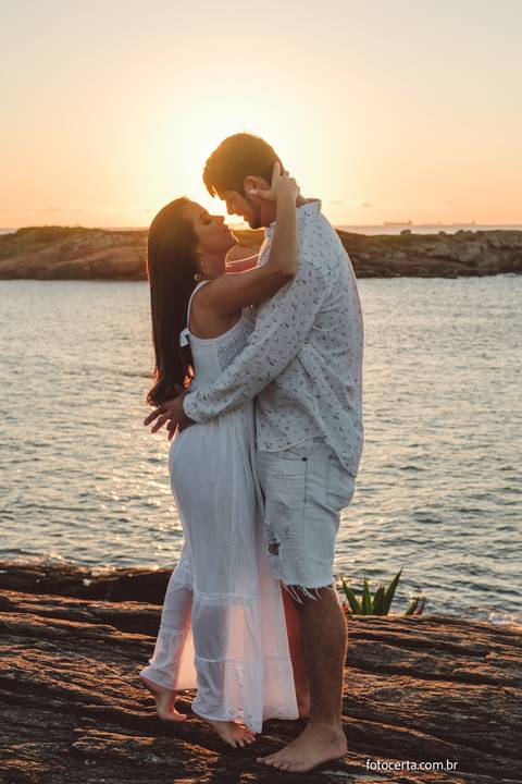 Fotógrafo em Vitória, Vila Velha, Casamento, Ensaio Pré-Casamento, Ensaio Pós-Casamento, Ensaio de Casal, 15 Anos, Debutante, Família, Gestante, Maternidade, Aniversário, Social, Estúdio, Corporativo, Marca Pessoal, Formatura, Escolar '