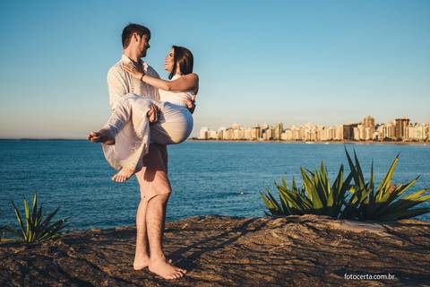 Fotógrafo em Vitória, Vila Velha, Casamento, Ensaio Pré-Casamento, Ensaio Pós-Casamento, Ensaio de Casal, 15 Anos, Debutante, Família, Gestante, Maternidade, Aniversário, Social, Estúdio, Corporativo, Marca Pessoal, Formatura, Escolar '