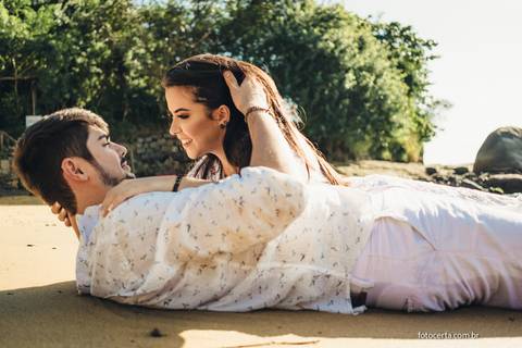 Fotógrafo em Vitória, Vila Velha, Casamento, Ensaio Pré-Casamento, Ensaio Pós-Casamento, Ensaio de Casal, 15 Anos, Debutante, Família, Gestante, Maternidade, Aniversário, Social, Estúdio, Corporativo, Marca Pessoal, Formatura, Escolar '