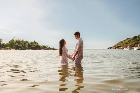 Fotógrafo em Vitória, Vila Velha, Casamento, Ensaio Pré-Casamento, Ensaio Pós-Casamento, Ensaio de Casal, 15 Anos, Debutante, Família, Gestante, Maternidade, Aniversário, Social, Estúdio, Corporativo, Marca Pessoal, Formatura, Escolar '