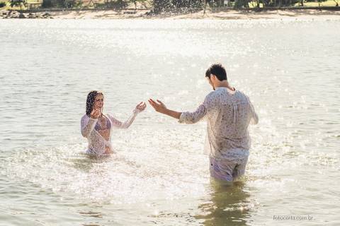 Fotógrafo em Vitória, Vila Velha, Casamento, Ensaio Pré-Casamento, Ensaio Pós-Casamento, Ensaio de Casal, 15 Anos, Debutante, Família, Gestante, Maternidade, Aniversário, Social, Estúdio, Corporativo, Marca Pessoal, Formatura, Escolar '