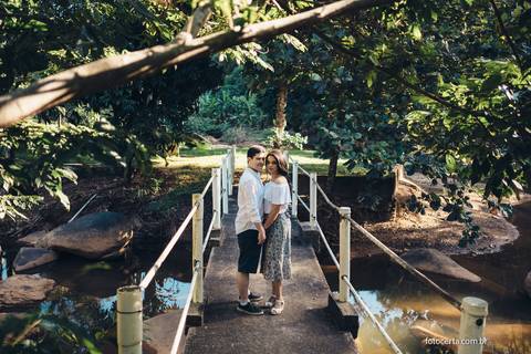 Fotógrafo em Vitória, Vila Velha, Casamento, Ensaio Pré-Casamento, Ensaio Pós-Casamento, Ensaio de Casal, 15 Anos, Debutante, Família, Gestante, Maternidade, Aniversário, Social, Estúdio, Corporativo, Marca Pessoal, Formatura, Escolar '
