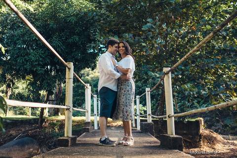 Fotógrafo em Vitória, Vila Velha, Casamento, Ensaio Pré-Casamento, Ensaio Pós-Casamento, Ensaio de Casal, 15 Anos, Debutante, Família, Gestante, Maternidade, Aniversário, Social, Estúdio, Corporativo, Marca Pessoal, Formatura, Escolar '