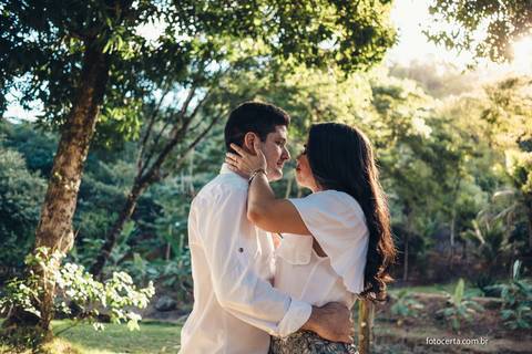 Fotógrafo em Vitória, Vila Velha, Casamento, Ensaio Pré-Casamento, Ensaio Pós-Casamento, Ensaio de Casal, 15 Anos, Debutante, Família, Gestante, Maternidade, Aniversário, Social, Estúdio, Corporativo, Marca Pessoal, Formatura, Escolar '