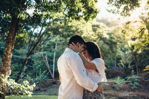 Fotógrafo em Vitória, Vila Velha, Casamento, Ensaio Pré-Casamento, Ensaio Pós-Casamento, Ensaio de Casal, 15 Anos, Debutante, Família, Gestante, Maternidade, Aniversário, Social, Estúdio, Corporativo, Marca Pessoal, Formatura, Escolar '