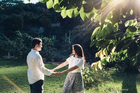 Fotógrafo em Vitória, Vila Velha, Casamento, Ensaio Pré-Casamento, Ensaio Pós-Casamento, Ensaio de Casal, 15 Anos, Debutante, Família, Gestante, Maternidade, Aniversário, Social, Estúdio, Corporativo, Marca Pessoal, Formatura, Escolar '