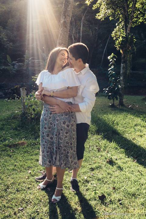 Fotógrafo em Vitória, Vila Velha, Casamento, Ensaio Pré-Casamento, Ensaio Pós-Casamento, Ensaio de Casal, 15 Anos, Debutante, Família, Gestante, Maternidade, Aniversário, Social, Estúdio, Corporativo, Marca Pessoal, Formatura, Escolar '