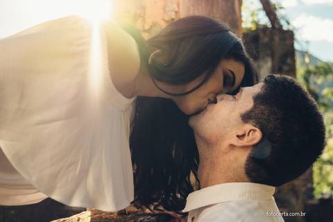 Fotógrafo em Vitória, Vila Velha, Casamento, Ensaio Pré-Casamento, Ensaio Pós-Casamento, Ensaio de Casal, 15 Anos, Debutante, Família, Gestante, Maternidade, Aniversário, Social, Estúdio, Corporativo, Marca Pessoal, Formatura, Escolar '