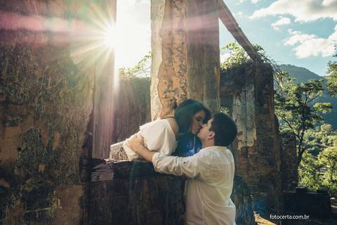 Fotógrafo em Vitória, Vila Velha, Casamento, Ensaio Pré-Casamento, Ensaio Pós-Casamento, Ensaio de Casal, 15 Anos, Debutante, Família, Gestante, Maternidade, Aniversário, Social, Estúdio, Corporativo, Marca Pessoal, Formatura, Escolar '