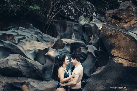 Fotógrafo em Vitória, Vila Velha, Casamento, Ensaio Pré-Casamento, Ensaio Pós-Casamento, Ensaio de Casal, 15 Anos, Debutante, Família, Gestante, Maternidade, Aniversário, Social, Estúdio, Corporativo, Marca Pessoal, Formatura, Escolar '