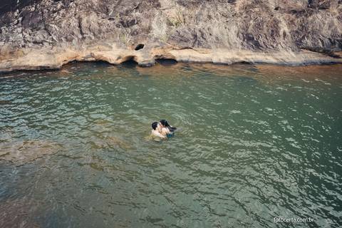 Fotógrafo em Vitória, Vila Velha, Casamento, Ensaio Pré-Casamento, Ensaio Pós-Casamento, Ensaio de Casal, 15 Anos, Debutante, Família, Gestante, Maternidade, Aniversário, Social, Estúdio, Corporativo, Marca Pessoal, Formatura, Escolar '