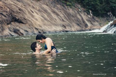 Fotógrafo em Vitória, Vila Velha, Casamento, Ensaio Pré-Casamento, Ensaio Pós-Casamento, Ensaio de Casal, 15 Anos, Debutante, Família, Gestante, Maternidade, Aniversário, Social, Estúdio, Corporativo, Marca Pessoal, Formatura, Escolar '
