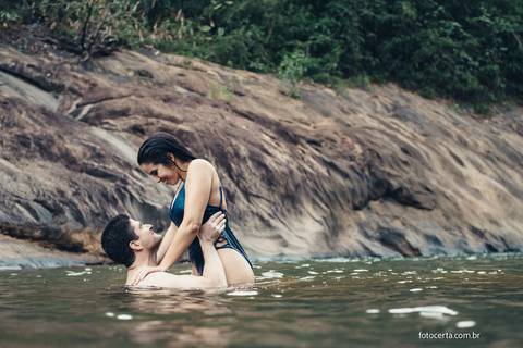 Fotógrafo em Vitória, Vila Velha, Casamento, Ensaio Pré-Casamento, Ensaio Pós-Casamento, Ensaio de Casal, 15 Anos, Debutante, Família, Gestante, Maternidade, Aniversário, Social, Estúdio, Corporativo, Marca Pessoal, Formatura, Escolar '