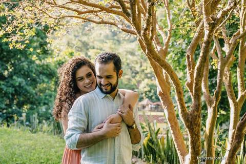 Fotógrafo em Vitória, Vila Velha, Casamento, Ensaio Pré-Casamento, Ensaio Pós-Casamento, Ensaio de Casal, 15 Anos, Debutante, Família, Gestante, Maternidade, Aniversário, Social, Estúdio, Corporativo, Marca Pessoal, Formatura, Escolar '