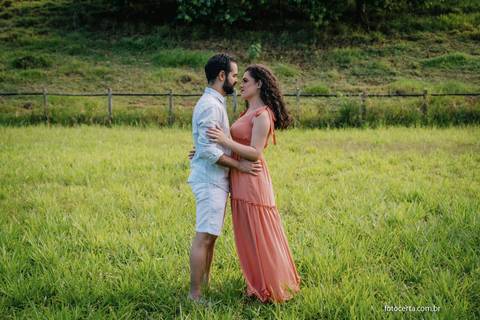 Fotógrafo em Vitória, Vila Velha, Casamento, Ensaio Pré-Casamento, Ensaio Pós-Casamento, Ensaio de Casal, 15 Anos, Debutante, Família, Gestante, Maternidade, Aniversário, Social, Estúdio, Corporativo, Marca Pessoal, Formatura, Escolar '