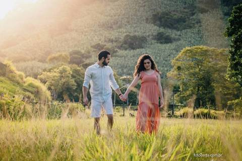 Fotógrafo em Vitória, Vila Velha, Casamento, Ensaio Pré-Casamento, Ensaio Pós-Casamento, Ensaio de Casal, 15 Anos, Debutante, Família, Gestante, Maternidade, Aniversário, Social, Estúdio, Corporativo, Marca Pessoal, Formatura, Escolar '