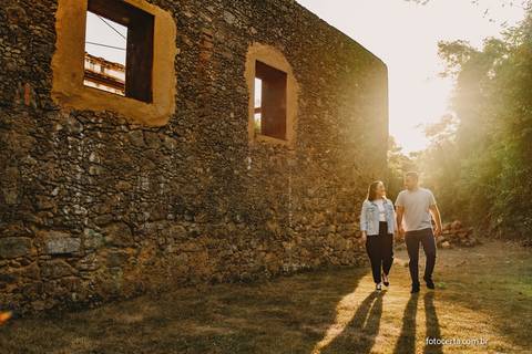 Fotógrafo em Vitória, Vila Velha, Casamento, Ensaio Pré-Casamento, Ensaio Pós-Casamento, Ensaio de Casal, 15 Anos, Debutante, Família, Gestante, Maternidade, Aniversário, Social, Estúdio, Corporativo, Marca Pessoal, Formatura, Escolar '