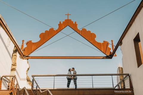 Fotógrafo em Vitória, Vila Velha, Casamento, Ensaio Pré-Casamento, Ensaio Pós-Casamento, Ensaio de Casal, 15 Anos, Debutante, Família, Gestante, Maternidade, Aniversário, Social, Estúdio, Corporativo, Marca Pessoal, Formatura, Escolar '