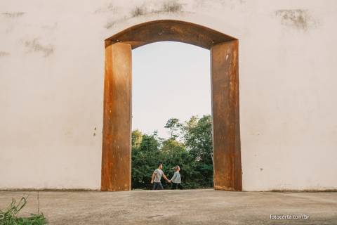 Fotógrafo em Vitória, Vila Velha, Casamento, Ensaio Pré-Casamento, Ensaio Pós-Casamento, Ensaio de Casal, 15 Anos, Debutante, Família, Gestante, Maternidade, Aniversário, Social, Estúdio, Corporativo, Marca Pessoal, Formatura, Escolar '