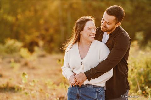 Fotógrafo em Vitória, Vila Velha, Casamento, Ensaio Pré-Casamento, Ensaio Pós-Casamento, Ensaio de Casal, 15 Anos, Debutante, Família, Gestante, Maternidade, Aniversário, Social, Estúdio, Corporativo, Marca Pessoal, Formatura, Escolar '