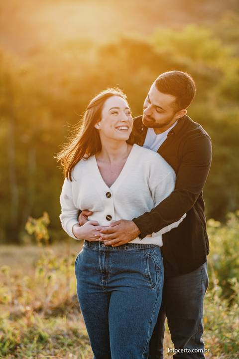 Fotógrafo em Vitória, Vila Velha, Casamento, Ensaio Pré-Casamento, Ensaio Pós-Casamento, Ensaio de Casal, 15 Anos, Debutante, Família, Gestante, Maternidade, Aniversário, Social, Estúdio, Corporativo, Marca Pessoal, Formatura, Escolar '