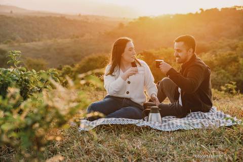 Fotógrafo em Vitória, Vila Velha, Casamento, Ensaio Pré-Casamento, Ensaio Pós-Casamento, Ensaio de Casal, 15 Anos, Debutante, Família, Gestante, Maternidade, Aniversário, Social, Estúdio, Corporativo, Marca Pessoal, Formatura, Escolar '