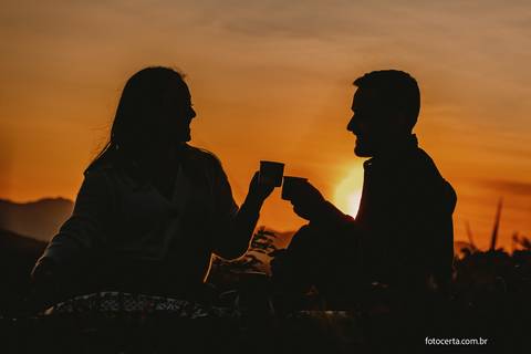 Fotógrafo em Vitória, Vila Velha, Casamento, Ensaio Pré-Casamento, Ensaio Pós-Casamento, Ensaio de Casal, 15 Anos, Debutante, Família, Gestante, Maternidade, Aniversário, Social, Estúdio, Corporativo, Marca Pessoal, Formatura, Escolar '