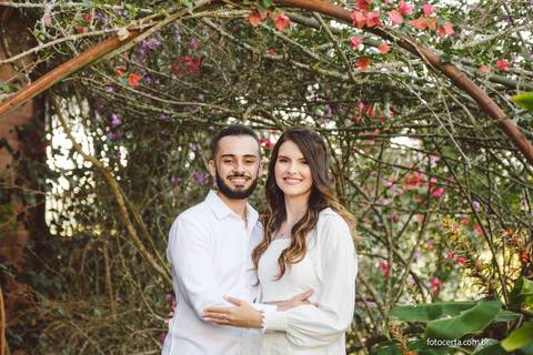 Fotógrafo em Vitória, Vila Velha, Casamento, Ensaio Pré-Casamento, Ensaio Pós-Casamento, Ensaio de Casal, 15 Anos, Debutante, Família, Gestante, Maternidade, Aniversário, Social, Estúdio, Corporativo, Marca Pessoal, Formatura, Escolar '