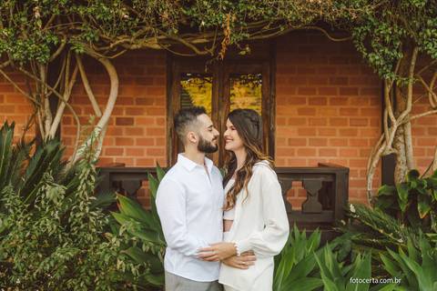 Fotógrafo em Vitória, Vila Velha, Casamento, Ensaio Pré-Casamento, Ensaio Pós-Casamento, Ensaio de Casal, 15 Anos, Debutante, Família, Gestante, Maternidade, Aniversário, Social, Estúdio, Corporativo, Marca Pessoal, Formatura, Escolar '