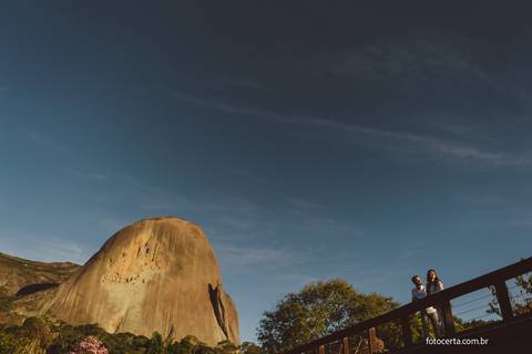 Fotógrafo em Vitória, Vila Velha, Casamento, Ensaio Pré-Casamento, Ensaio Pós-Casamento, Ensaio de Casal, 15 Anos, Debutante, Família, Gestante, Maternidade, Aniversário, Social, Estúdio, Corporativo, Marca Pessoal, Formatura, Escolar '