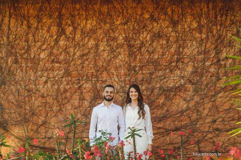 Fotógrafo em Vitória, Vila Velha, Casamento, Ensaio Pré-Casamento, Ensaio Pós-Casamento, Ensaio de Casal, 15 Anos, Debutante, Família, Gestante, Maternidade, Aniversário, Social, Estúdio, Corporativo, Marca Pessoal, Formatura, Escolar '
