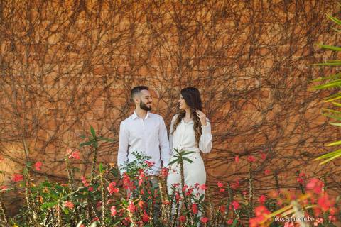 Fotógrafo em Vitória, Vila Velha, Casamento, Ensaio Pré-Casamento, Ensaio Pós-Casamento, Ensaio de Casal, 15 Anos, Debutante, Família, Gestante, Maternidade, Aniversário, Social, Estúdio, Corporativo, Marca Pessoal, Formatura, Escolar '