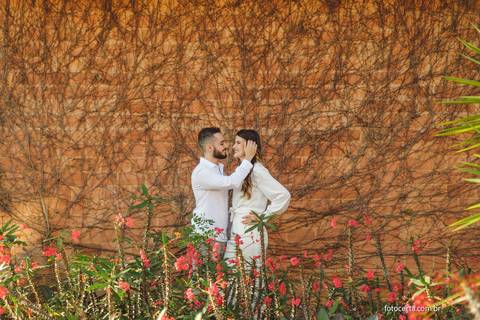 Fotógrafo em Vitória, Vila Velha, Casamento, Ensaio Pré-Casamento, Ensaio Pós-Casamento, Ensaio de Casal, 15 Anos, Debutante, Família, Gestante, Maternidade, Aniversário, Social, Estúdio, Corporativo, Marca Pessoal, Formatura, Escolar '