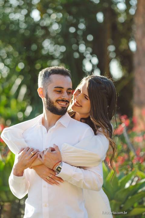 Fotógrafo em Vitória, Vila Velha, Casamento, Ensaio Pré-Casamento, Ensaio Pós-Casamento, Ensaio de Casal, 15 Anos, Debutante, Família, Gestante, Maternidade, Aniversário, Social, Estúdio, Corporativo, Marca Pessoal, Formatura, Escolar '