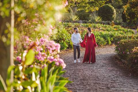 Fotógrafo em Vitória, Vila Velha, Casamento, Ensaio Pré-Casamento, Ensaio Pós-Casamento, Ensaio de Casal, 15 Anos, Debutante, Família, Gestante, Maternidade, Aniversário, Social, Estúdio, Corporativo, Marca Pessoal, Formatura, Escolar '