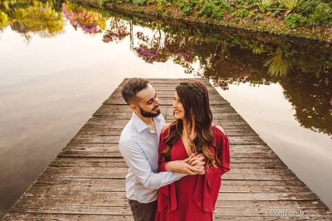 Fotógrafo em Vitória, Vila Velha, Casamento, Ensaio Pré-Casamento, Ensaio Pós-Casamento, Ensaio de Casal, 15 Anos, Debutante, Família, Gestante, Maternidade, Aniversário, Social, Estúdio, Corporativo, Marca Pessoal, Formatura, Escolar '