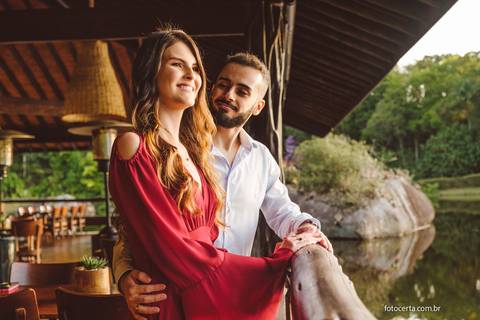 Fotógrafo em Vitória, Vila Velha, Casamento, Ensaio Pré-Casamento, Ensaio Pós-Casamento, Ensaio de Casal, 15 Anos, Debutante, Família, Gestante, Maternidade, Aniversário, Social, Estúdio, Corporativo, Marca Pessoal, Formatura, Escolar '