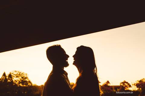 Fotógrafo em Vitória, Vila Velha, Casamento, Ensaio Pré-Casamento, Ensaio Pós-Casamento, Ensaio de Casal, 15 Anos, Debutante, Família, Gestante, Maternidade, Aniversário, Social, Estúdio, Corporativo, Marca Pessoal, Formatura, Escolar '
