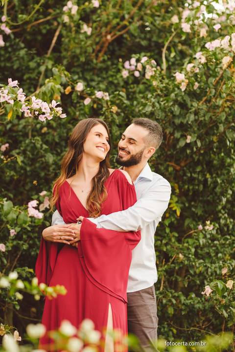 Fotógrafo em Vitória, Vila Velha, Casamento, Ensaio Pré-Casamento, Ensaio Pós-Casamento, Ensaio de Casal, 15 Anos, Debutante, Família, Gestante, Maternidade, Aniversário, Social, Estúdio, Corporativo, Marca Pessoal, Formatura, Escolar '