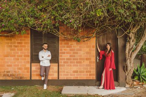 Fotógrafo em Vitória, Vila Velha, Casamento, Ensaio Pré-Casamento, Ensaio Pós-Casamento, Ensaio de Casal, 15 Anos, Debutante, Família, Gestante, Maternidade, Aniversário, Social, Estúdio, Corporativo, Marca Pessoal, Formatura, Escolar '