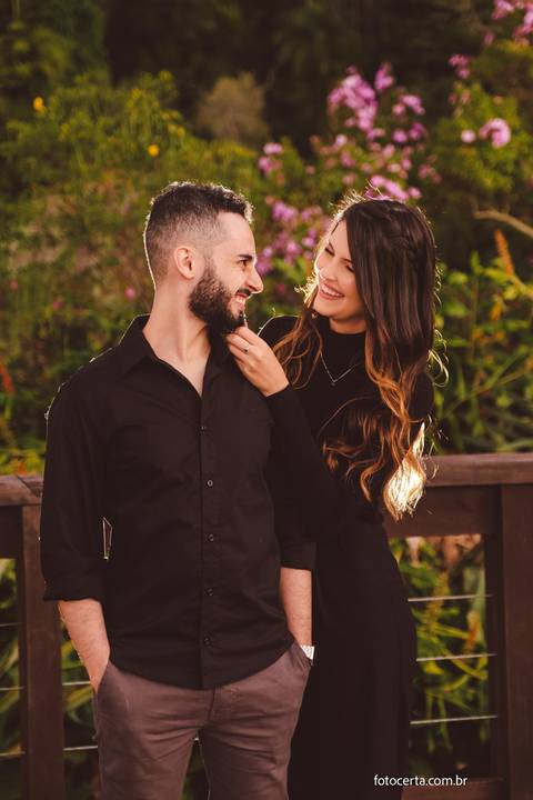 Fotógrafo em Vitória, Vila Velha, Casamento, Ensaio Pré-Casamento, Ensaio Pós-Casamento, Ensaio de Casal, 15 Anos, Debutante, Família, Gestante, Maternidade, Aniversário, Social, Estúdio, Corporativo, Marca Pessoal, Formatura, Escolar '