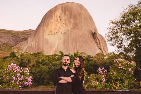 Fotógrafo em Vitória, Vila Velha, Casamento, Ensaio Pré-Casamento, Ensaio Pós-Casamento, Ensaio de Casal, 15 Anos, Debutante, Família, Gestante, Maternidade, Aniversário, Social, Estúdio, Corporativo, Marca Pessoal, Formatura, Escolar '
